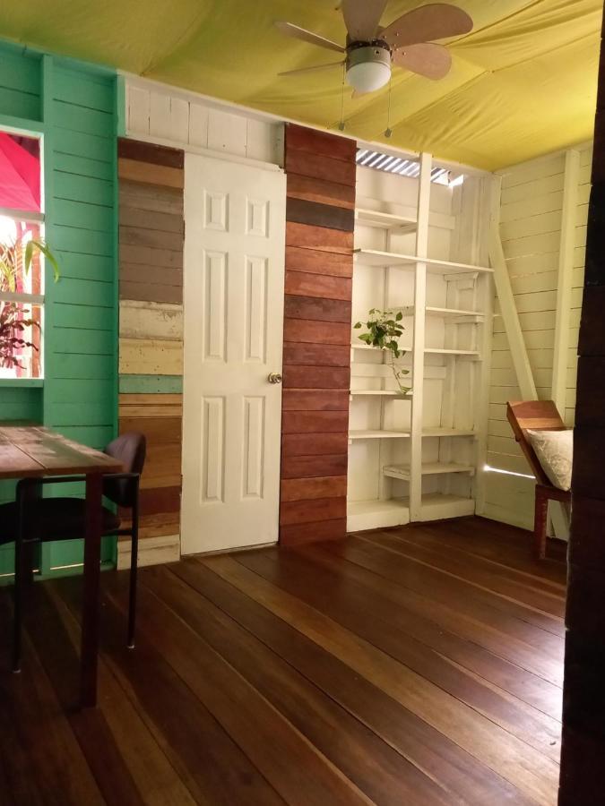 Casa Lumiere Apartment Bocas del Toro Exterior photo